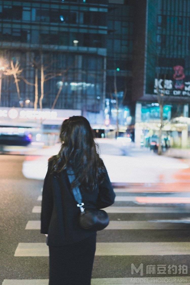 黑白模特