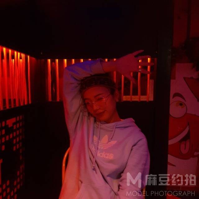 情侣模特