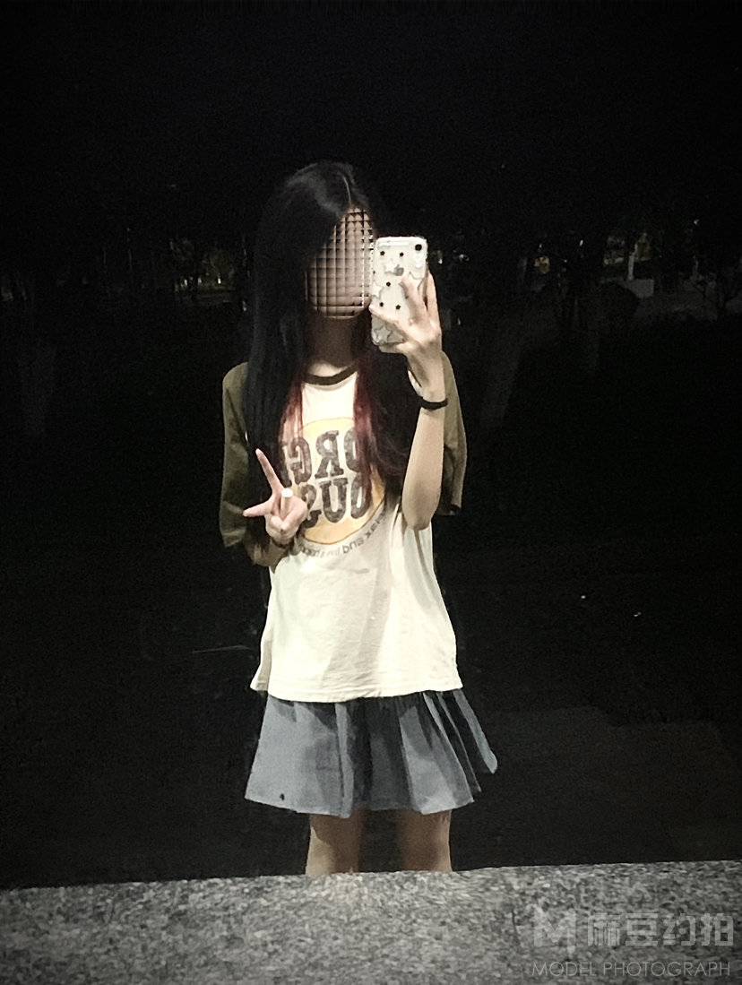 纪实模特