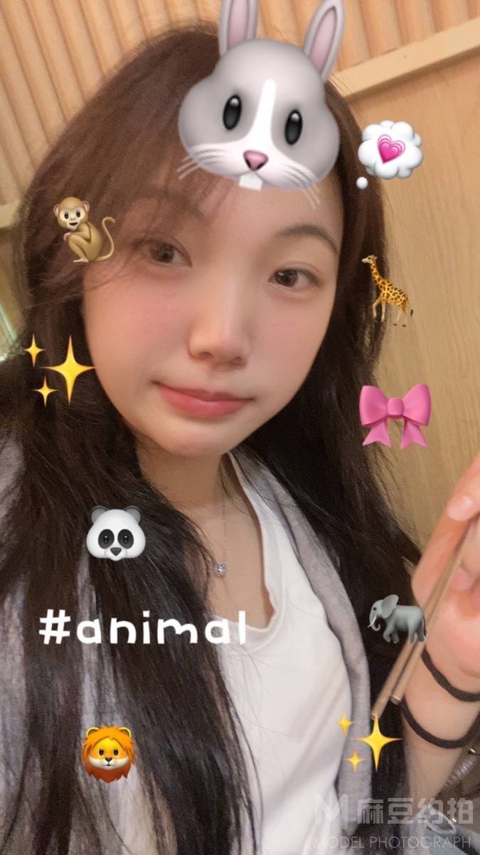 清新模特