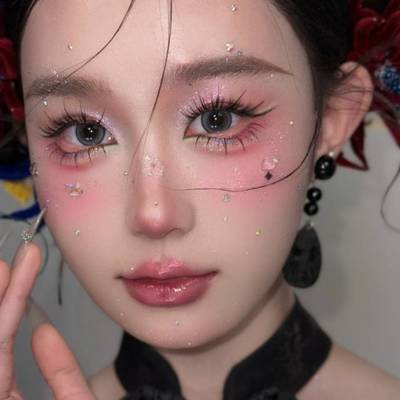 妆容模特