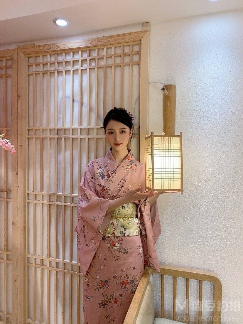 日系模特