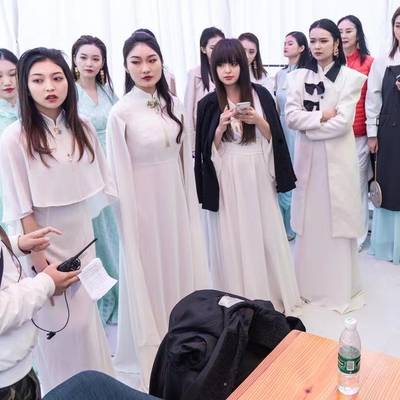 少女模特