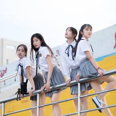 校园模特