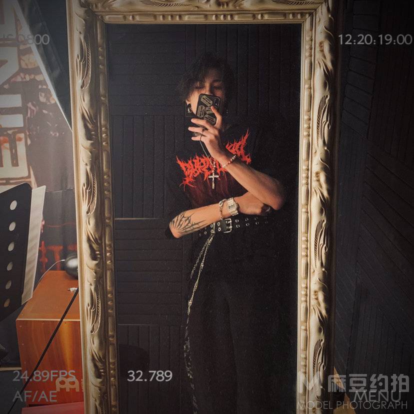 暗黑模特