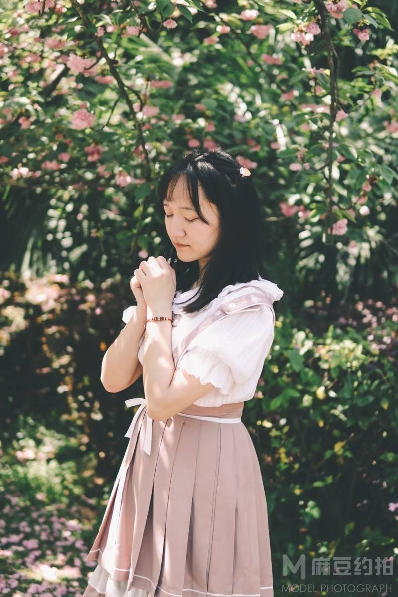清新模特
