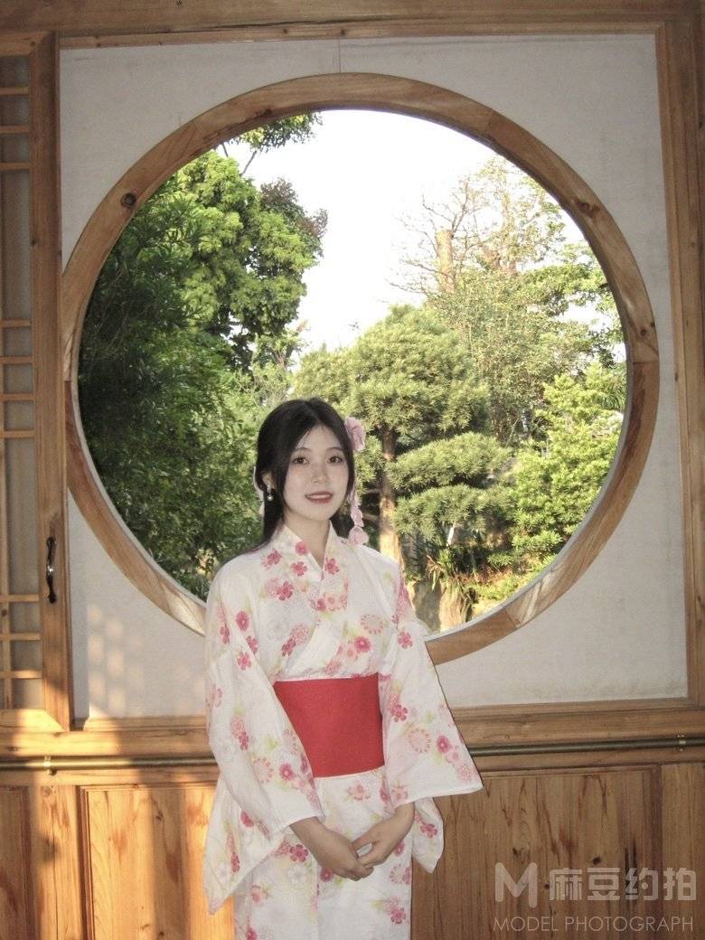 和服模特