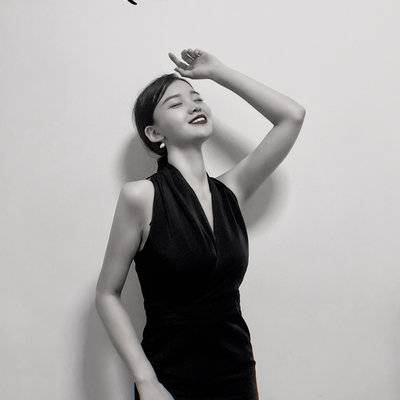 黑白模特