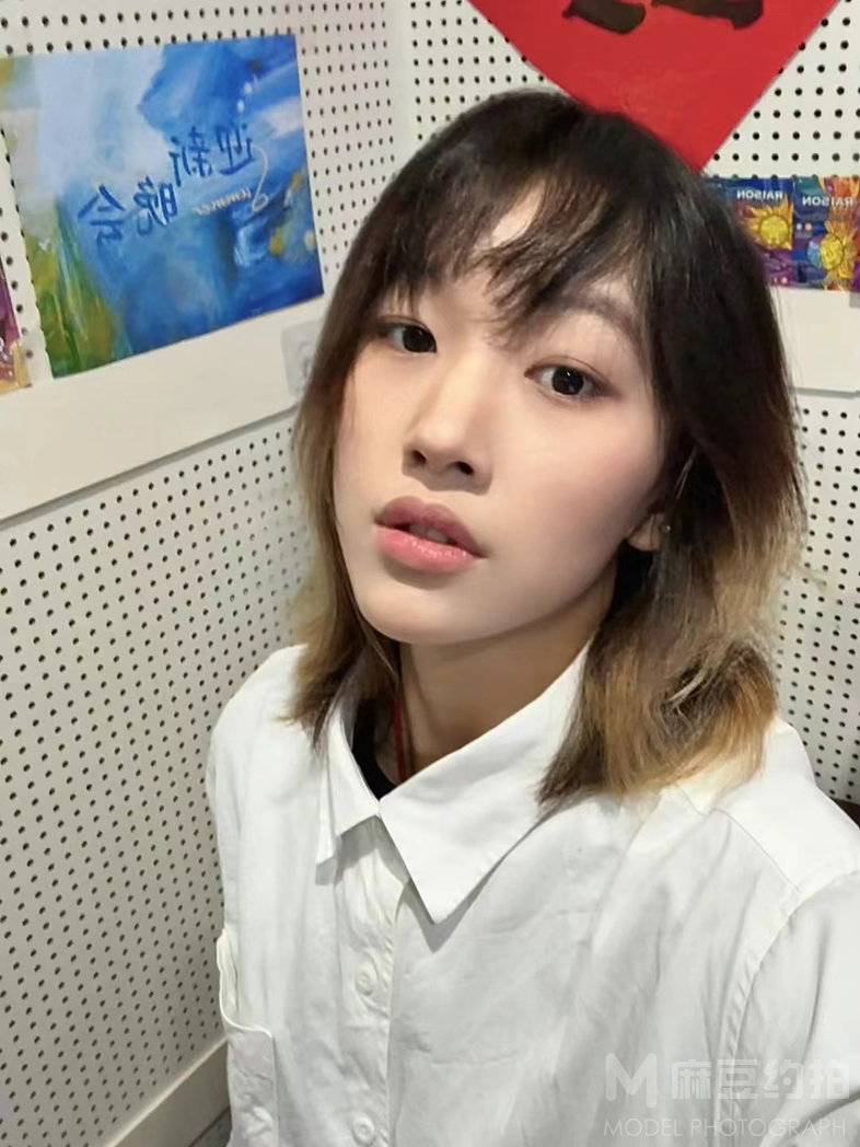 胶片模特