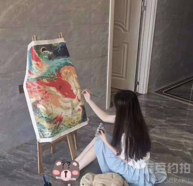 校园模特