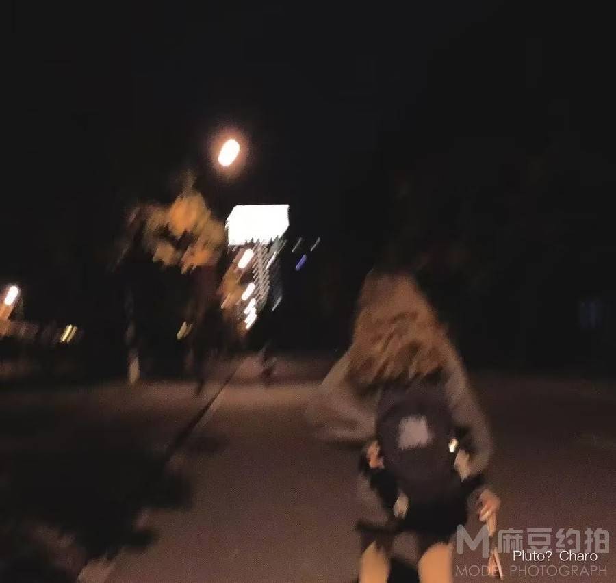 宝丽来模特