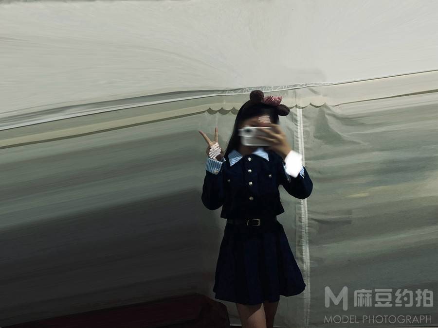 黑白模特