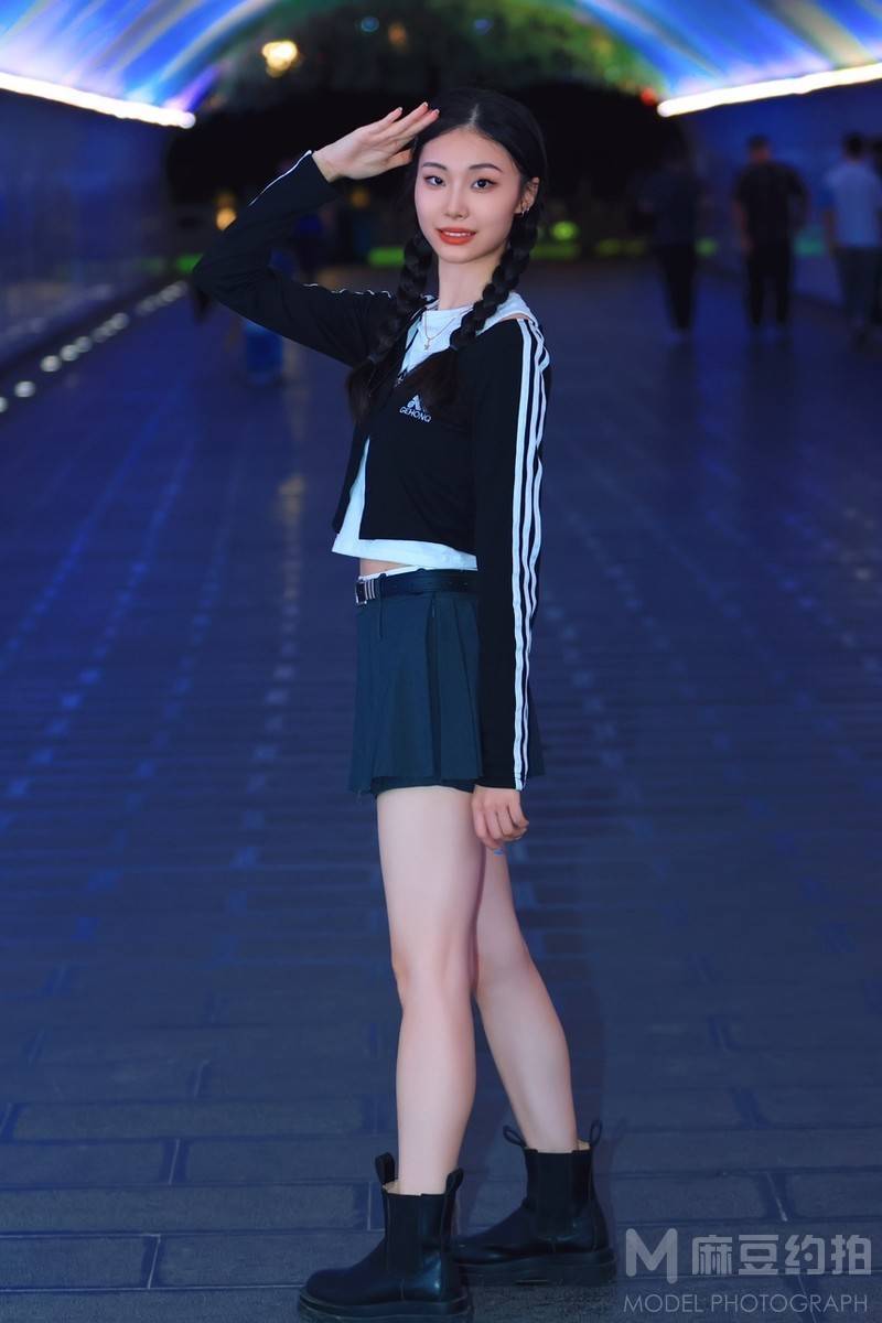 夜景模特