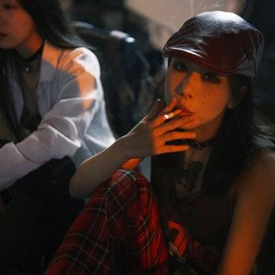 情绪模特