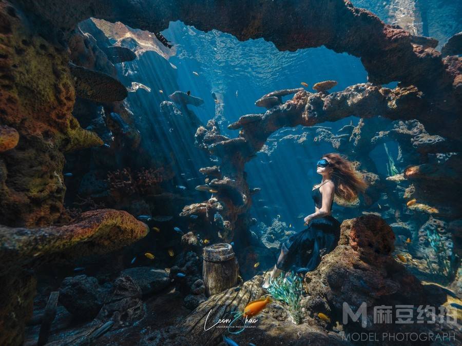 暗黑模特