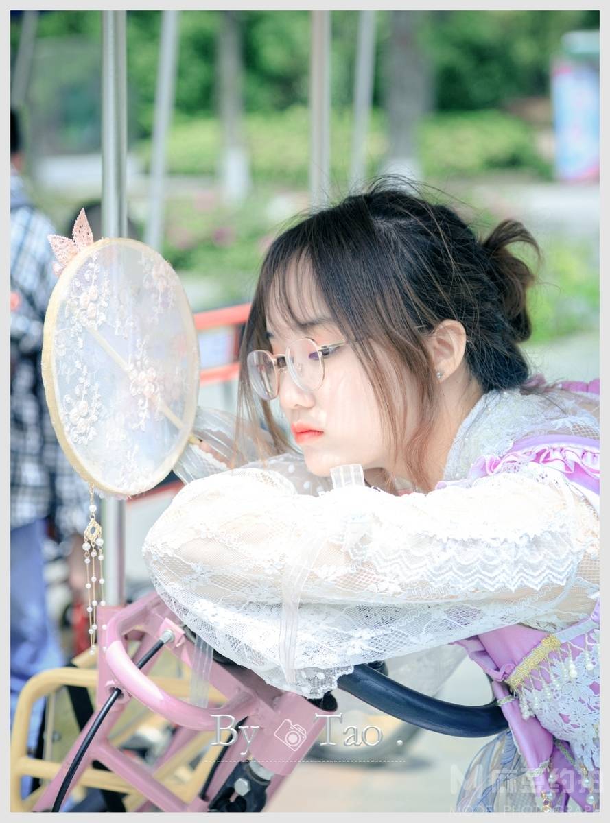 清新模特