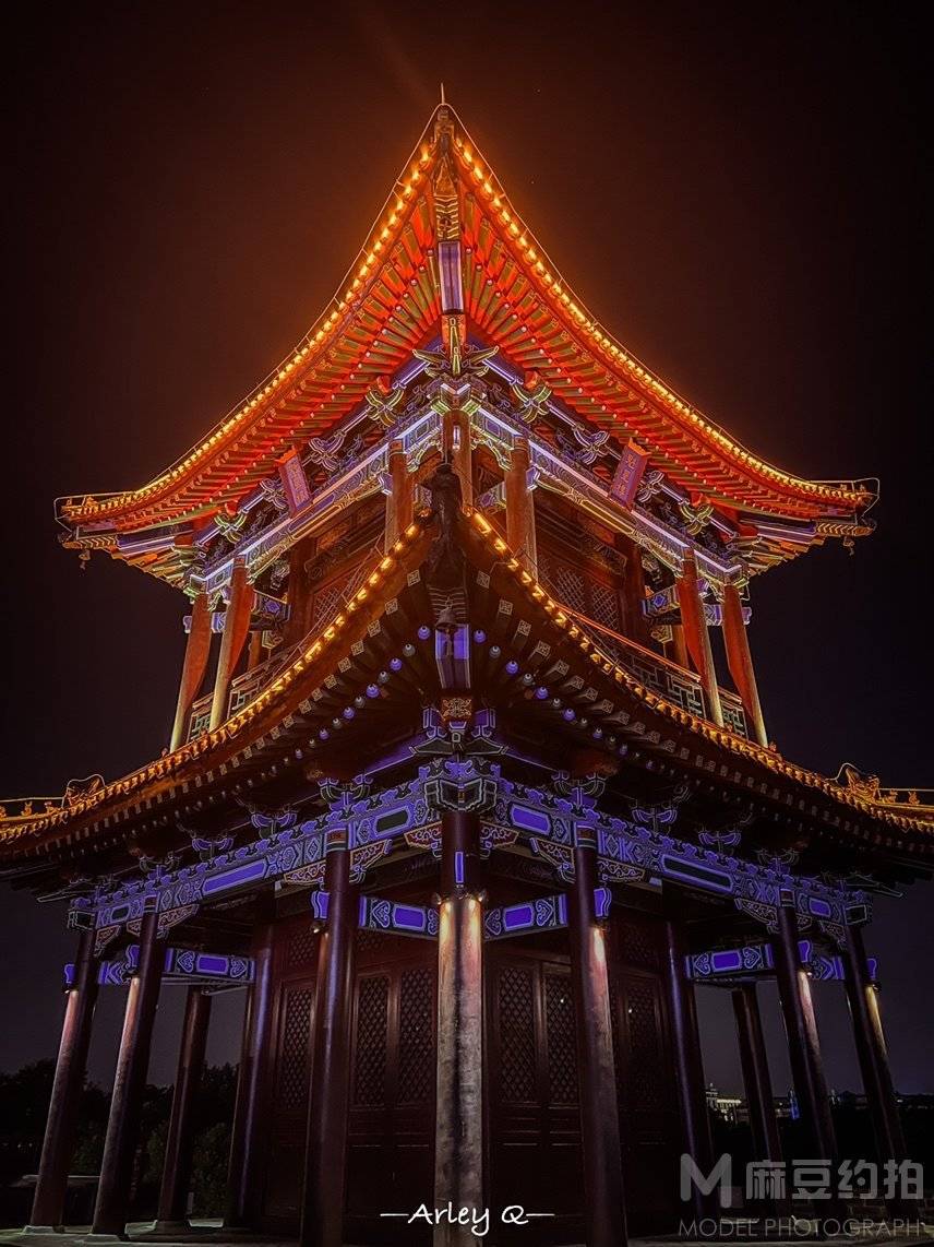 夜景模特