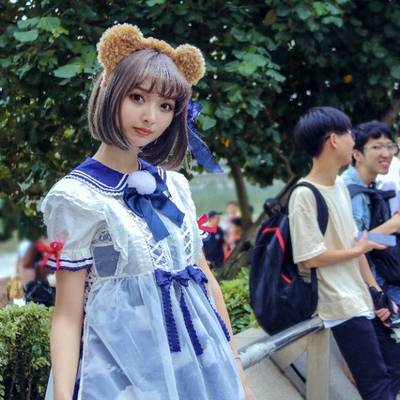 汉服模特