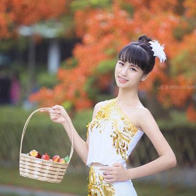 清新模特