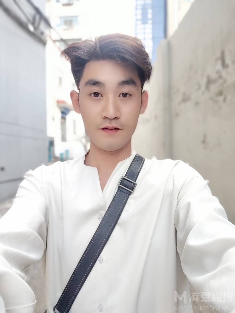 情侣模特