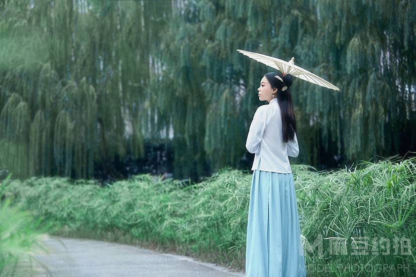 汉服模特