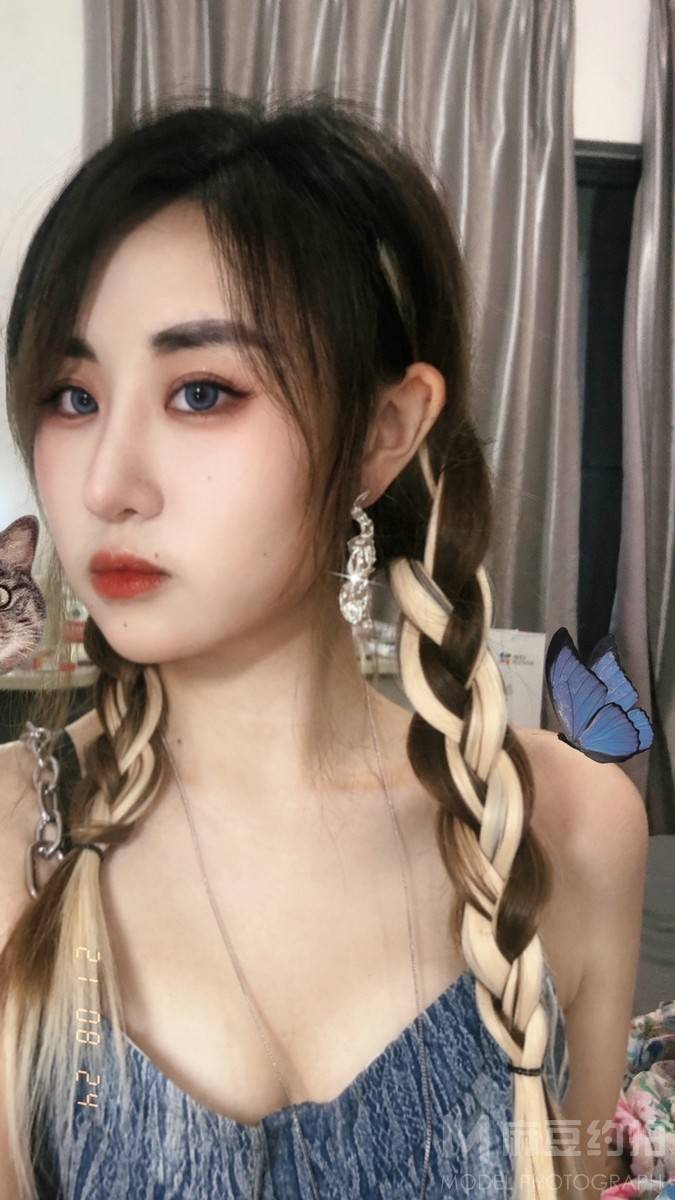 少女模特