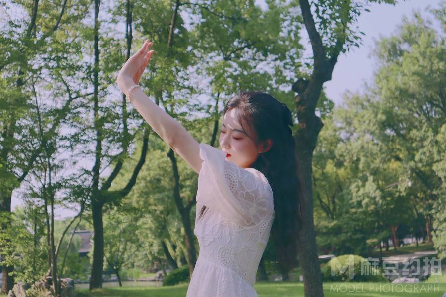 汉服模特