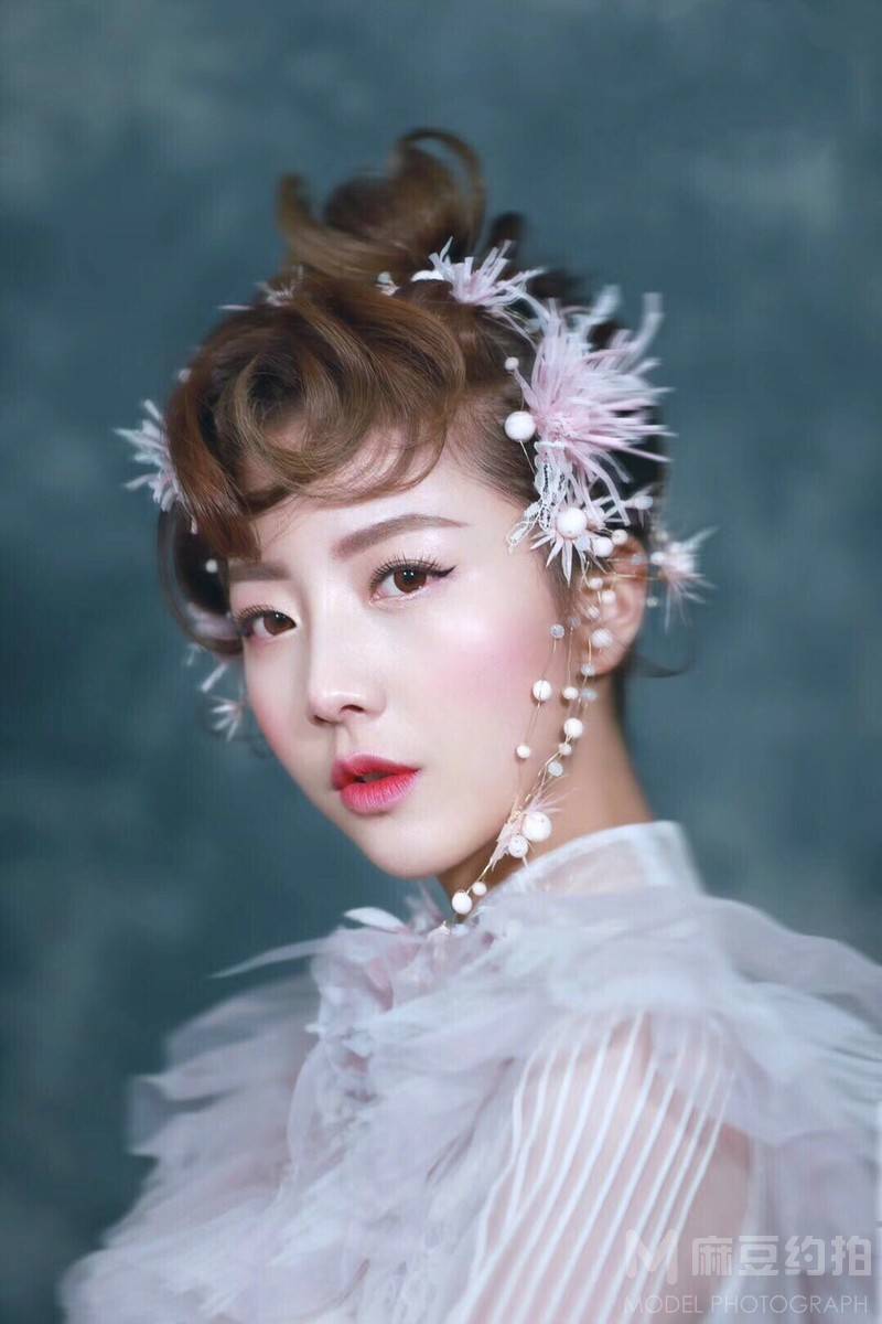 妆容模特