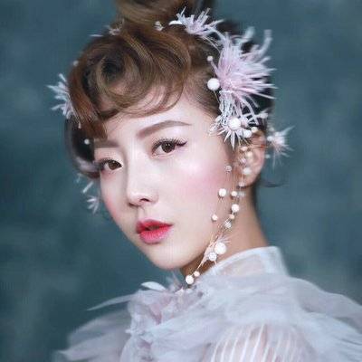 妆容模特