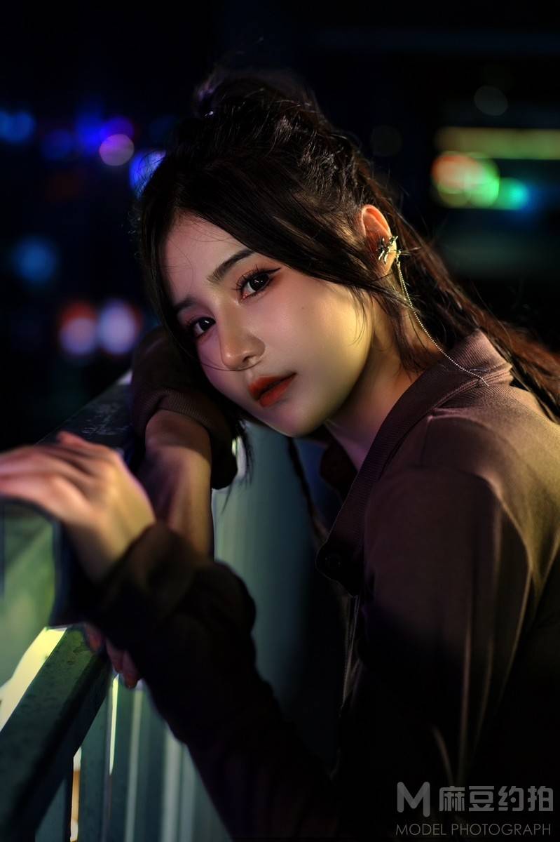 夜景模特