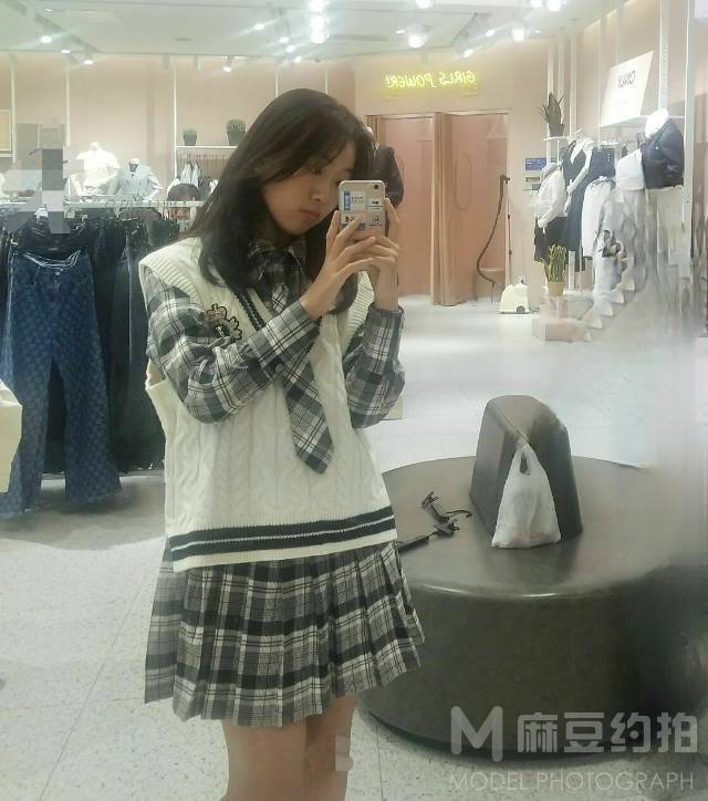 校园模特