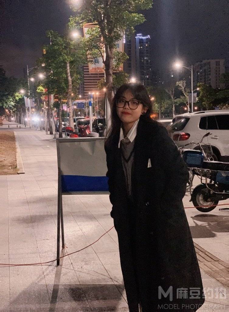 校园模特