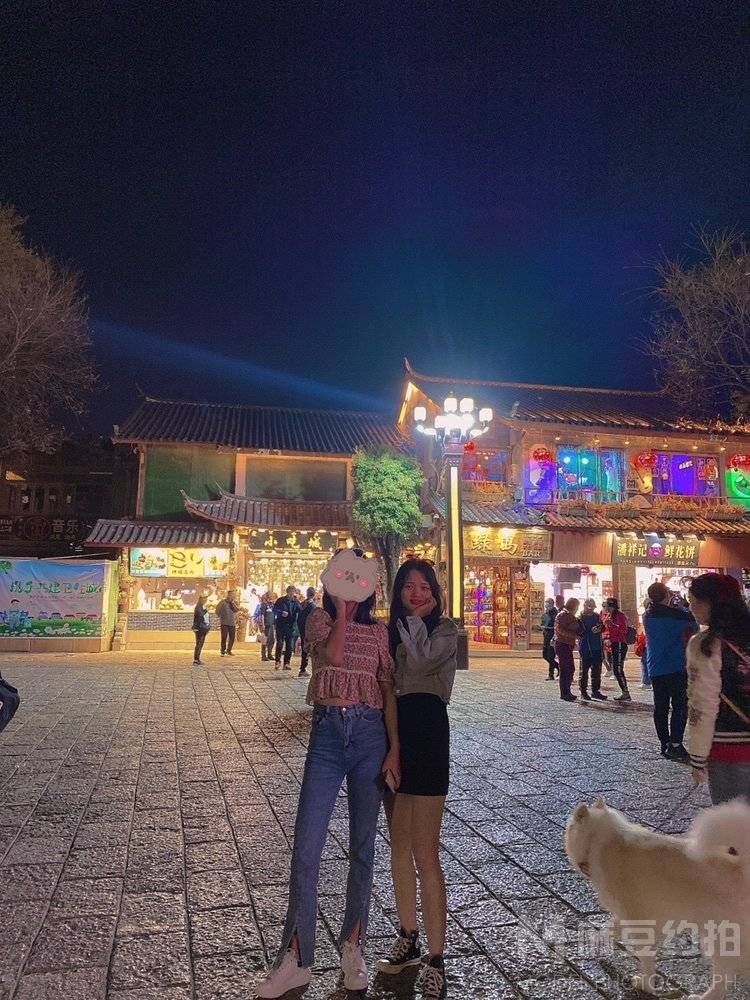 夜景模特