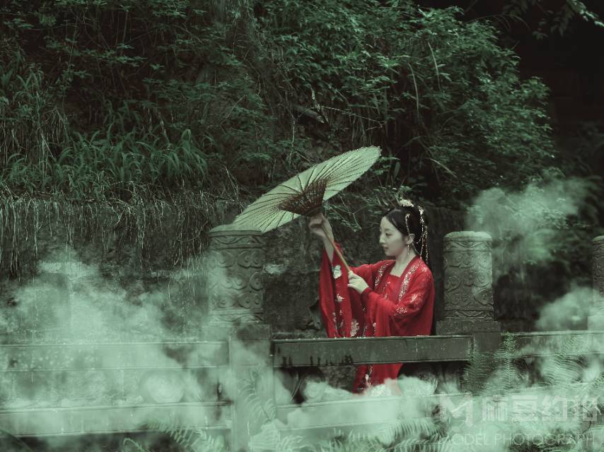 汉服模特