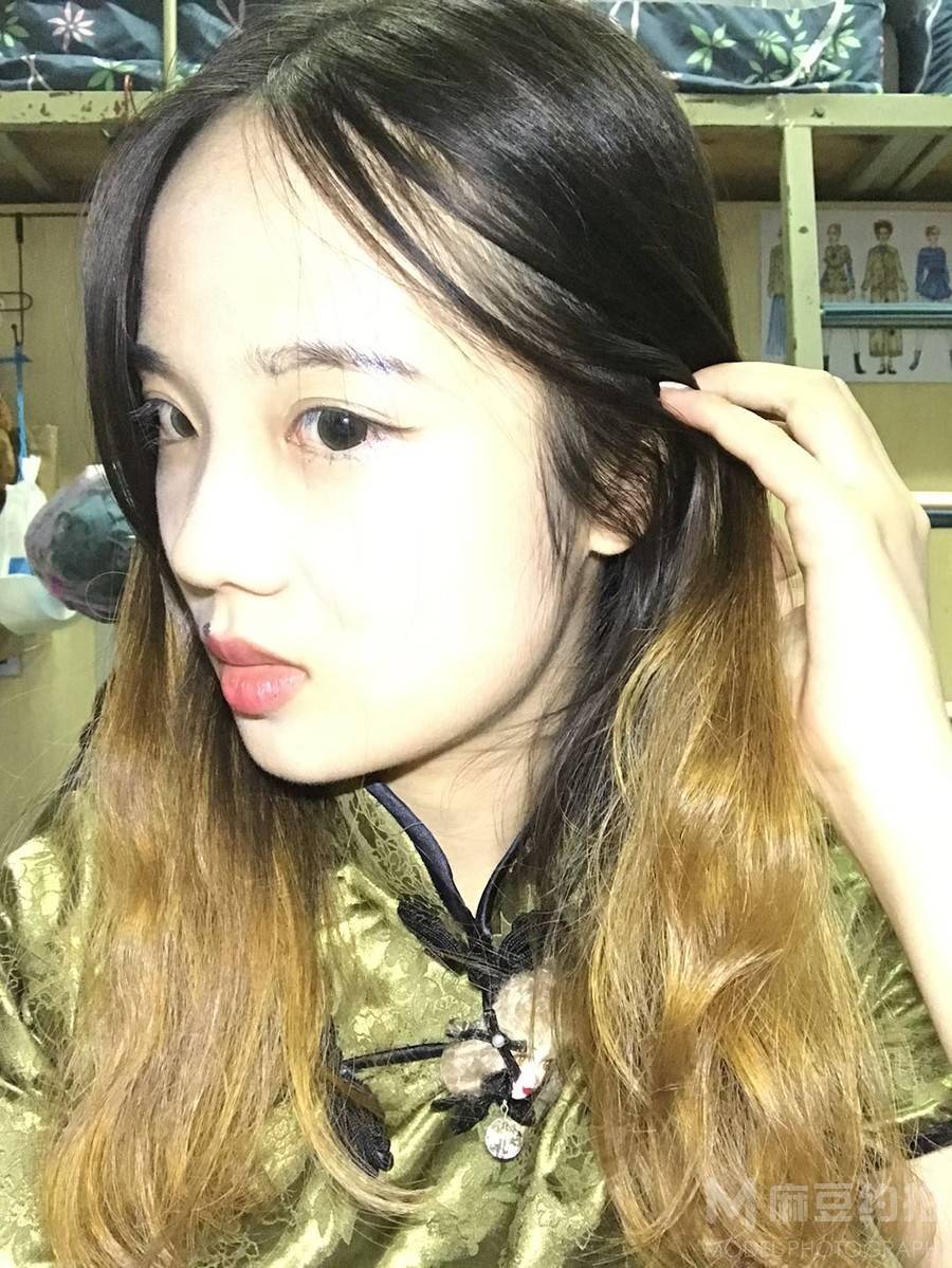 民国模特