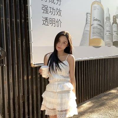 黑白模特