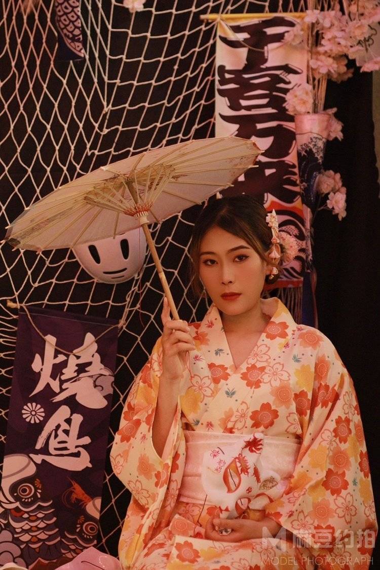 和服模特