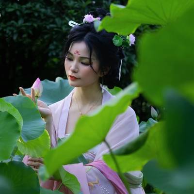 汉服模特