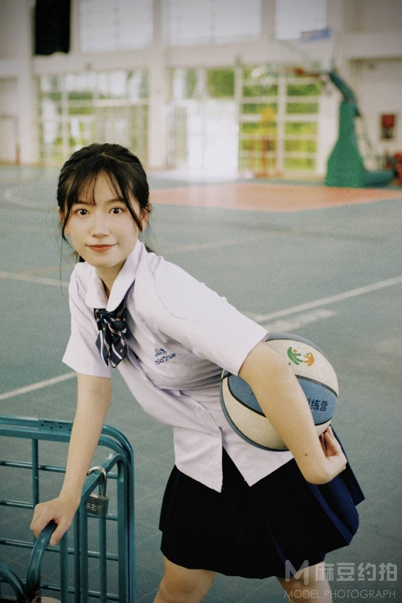 胶片模特