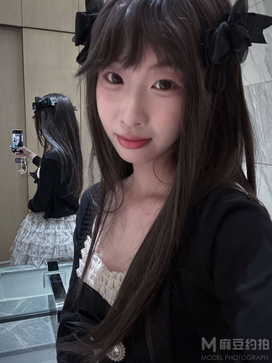 胶片模特