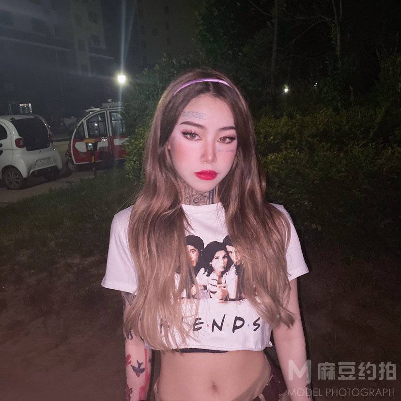 妆容模特