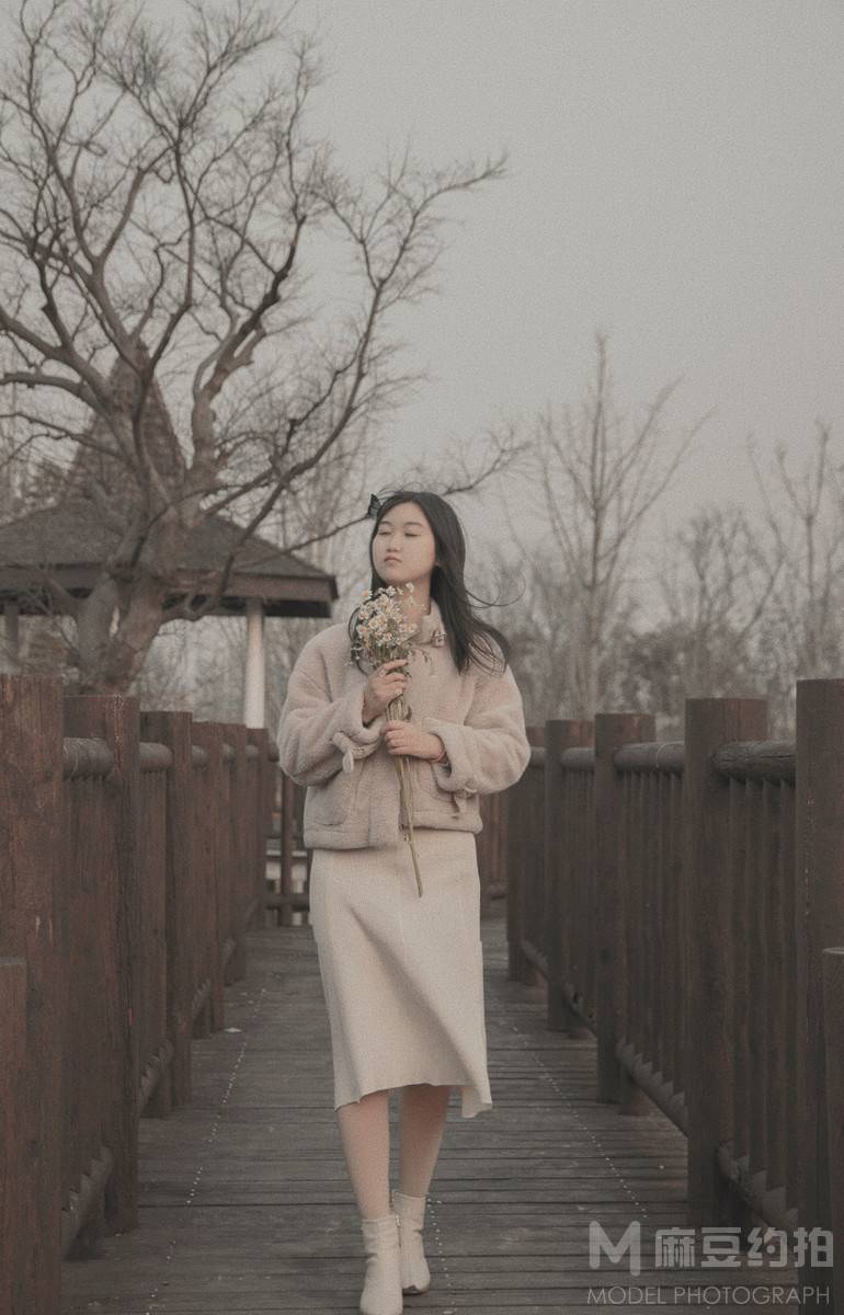 胶片模特