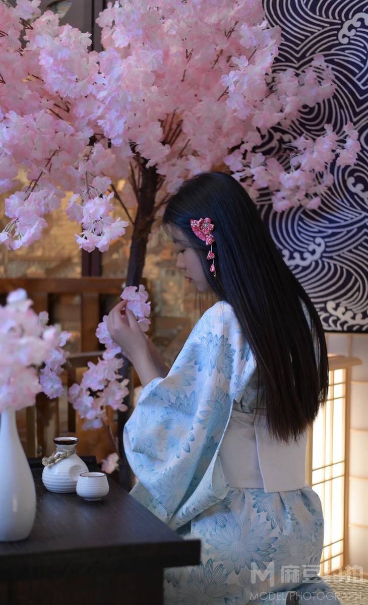 妆容模特