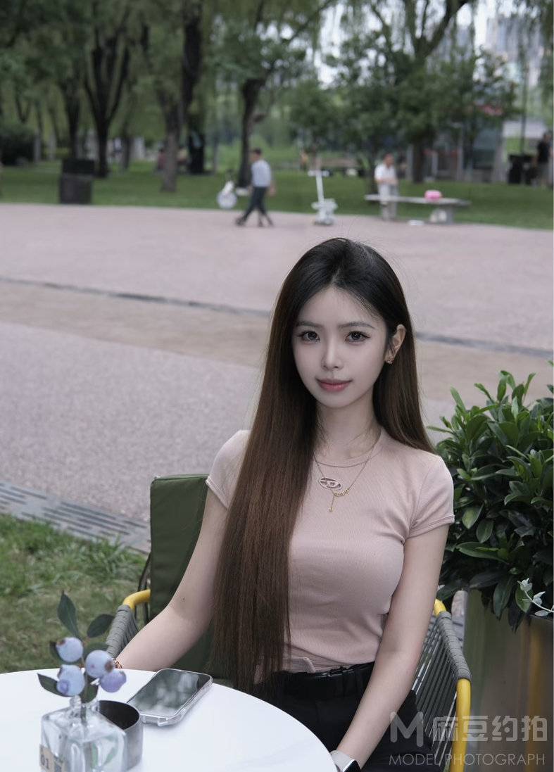 清新模特