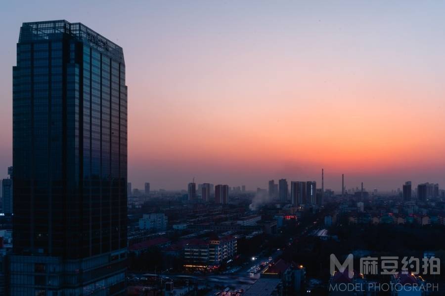夜景模特