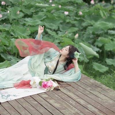汉服模特