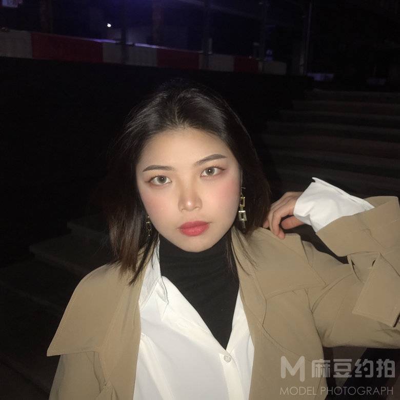 妆容模特