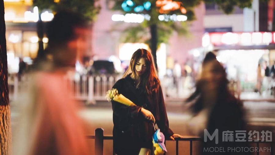 夜景模特