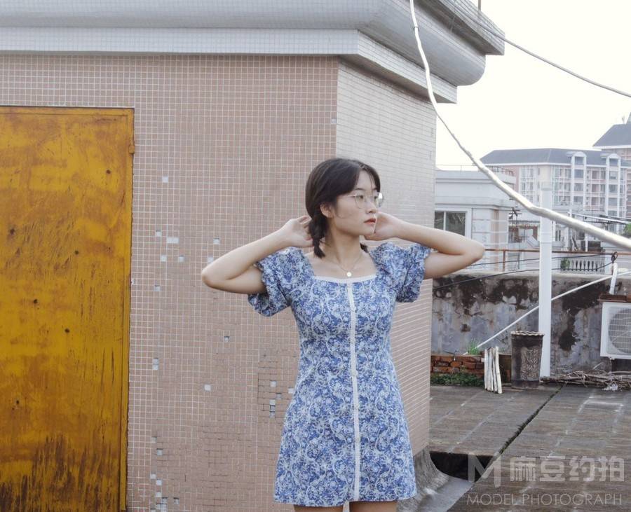 校园模特