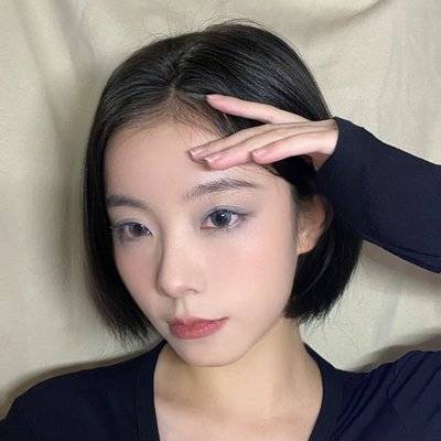 宝丽来模特